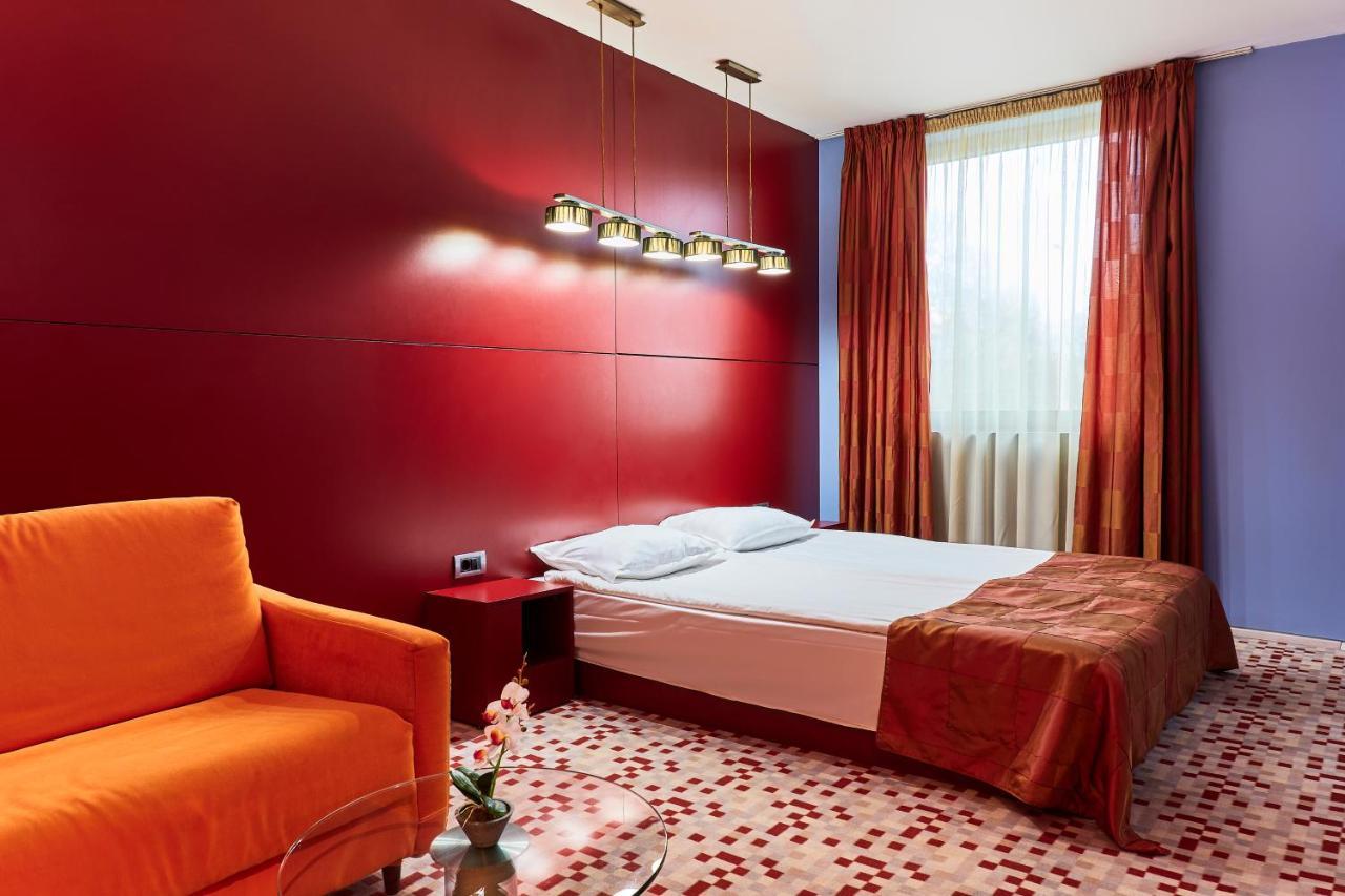 Monet Hotel 普罗夫迪夫 外观 照片