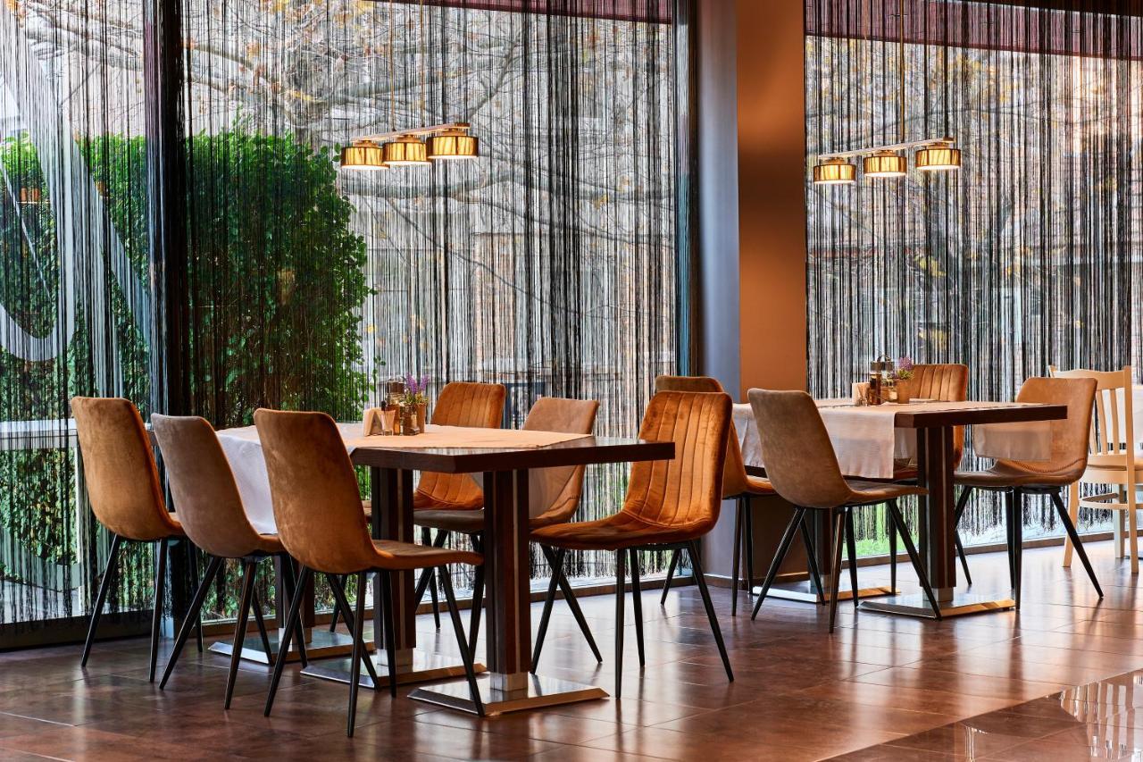 Monet Hotel 普罗夫迪夫 外观 照片
