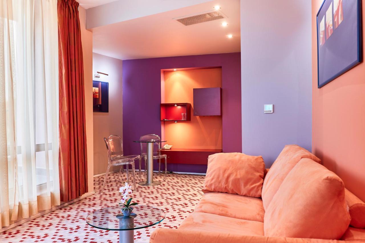 Monet Hotel 普罗夫迪夫 外观 照片
