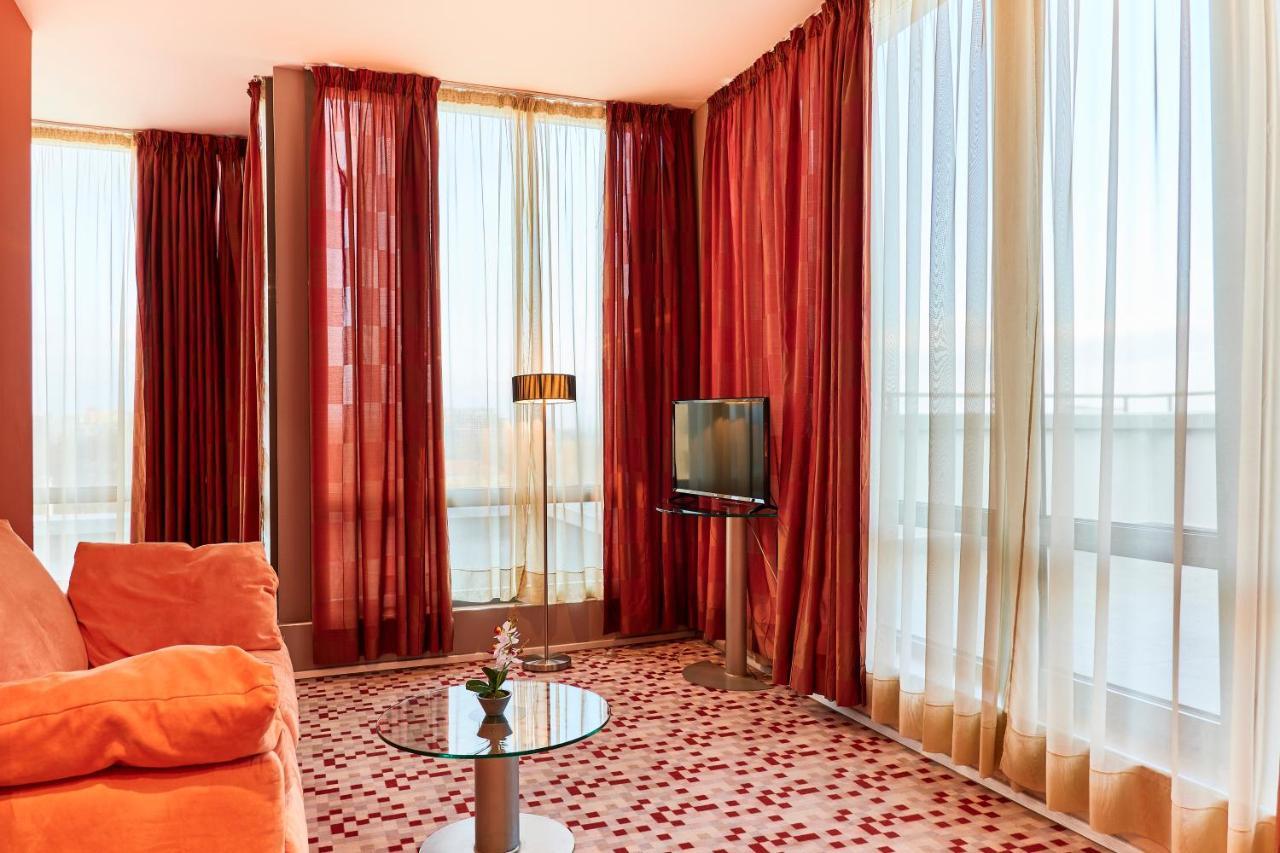 Monet Hotel 普罗夫迪夫 外观 照片